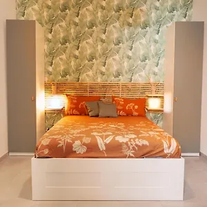 faboulhouse-zona-arenella-vomero.hotels-amalfi.com/